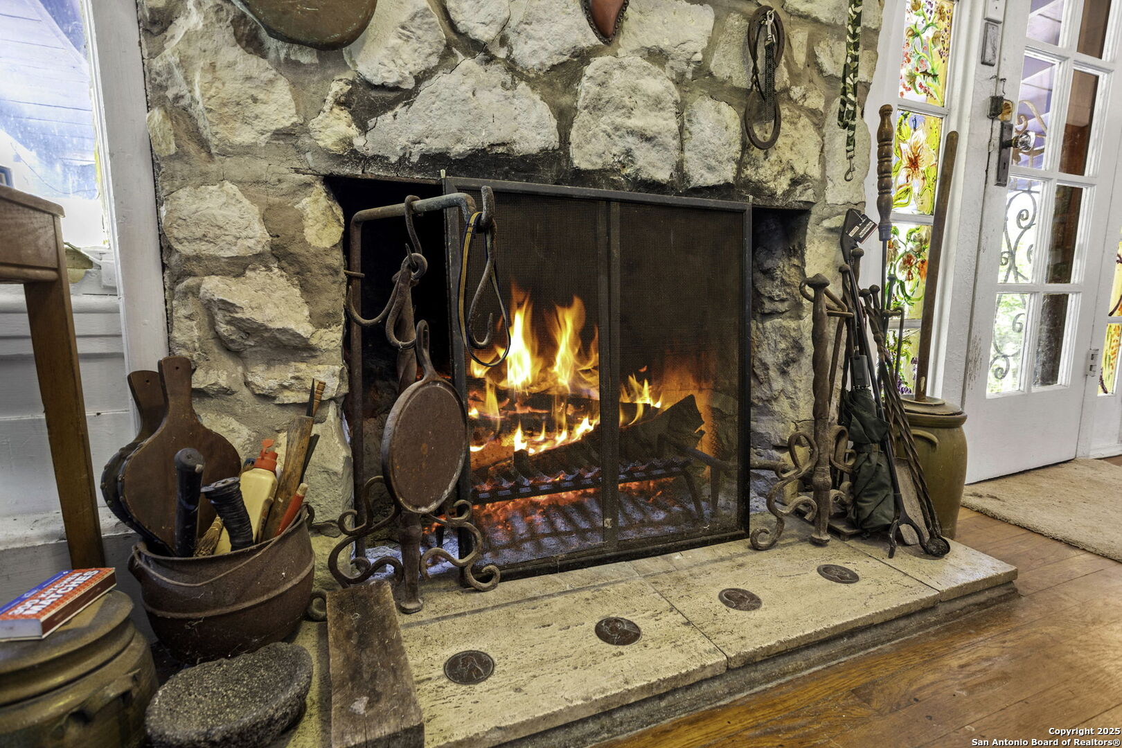 main property photo 16