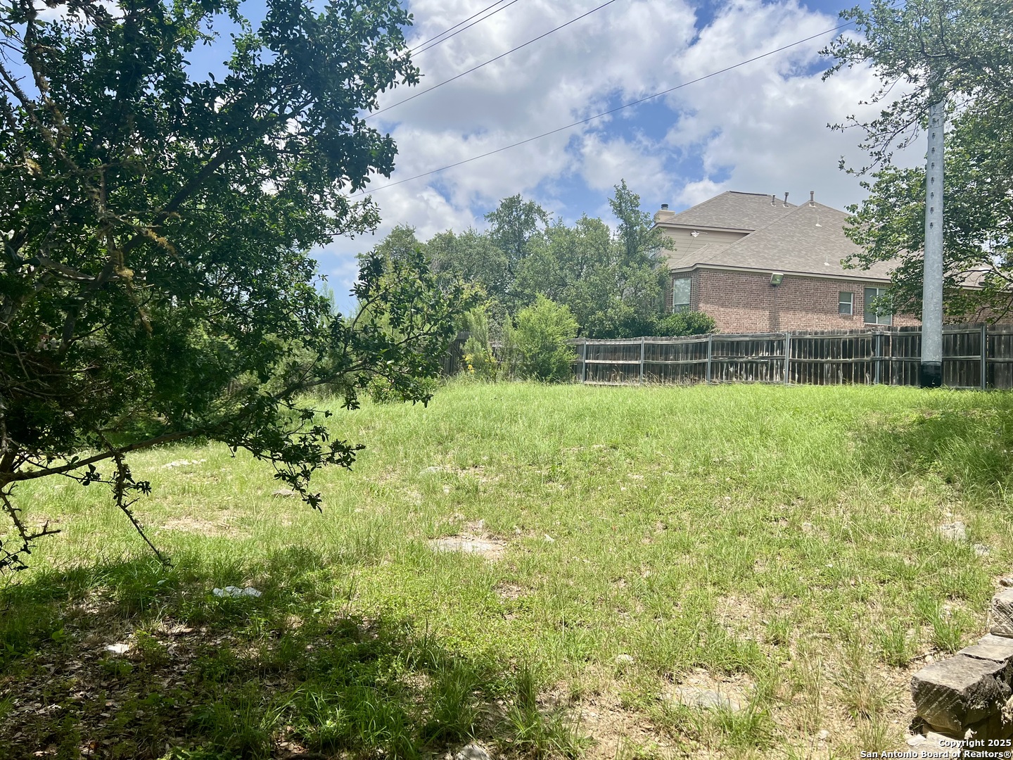 main property photo 7