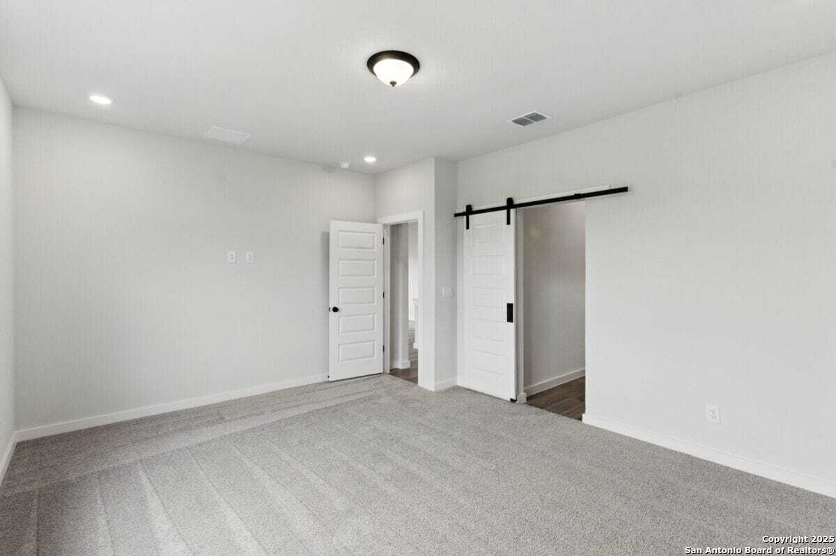 property viewer photo 11