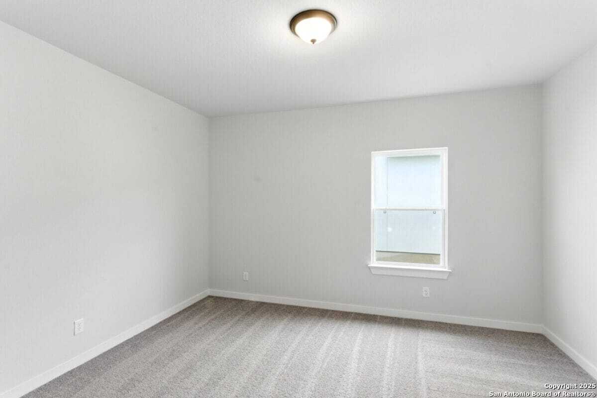 property viewer photo 17