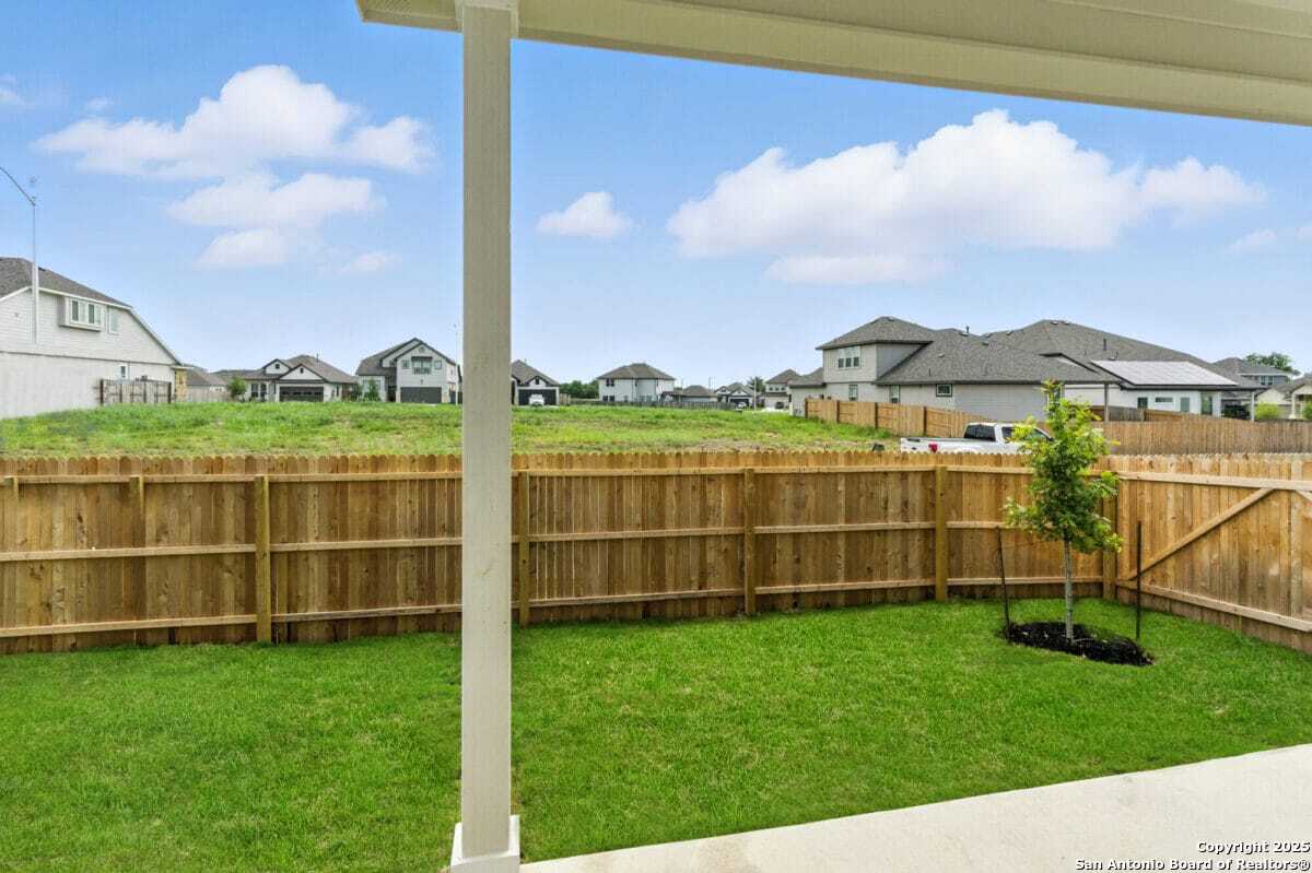 property viewer photo 19