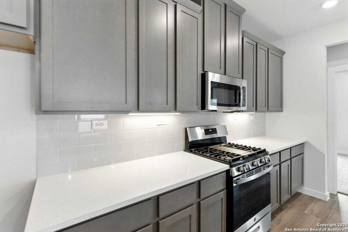 property viewer photo 5