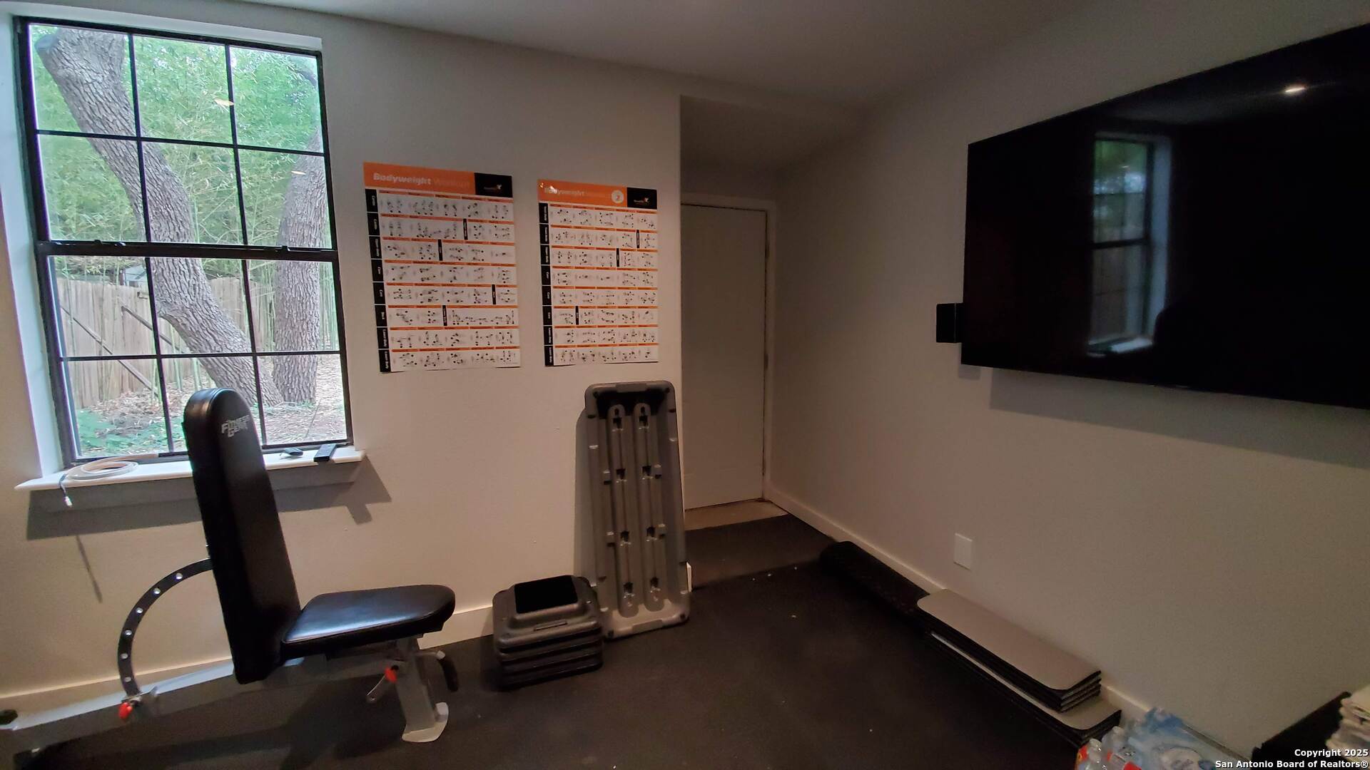 main property photo 41