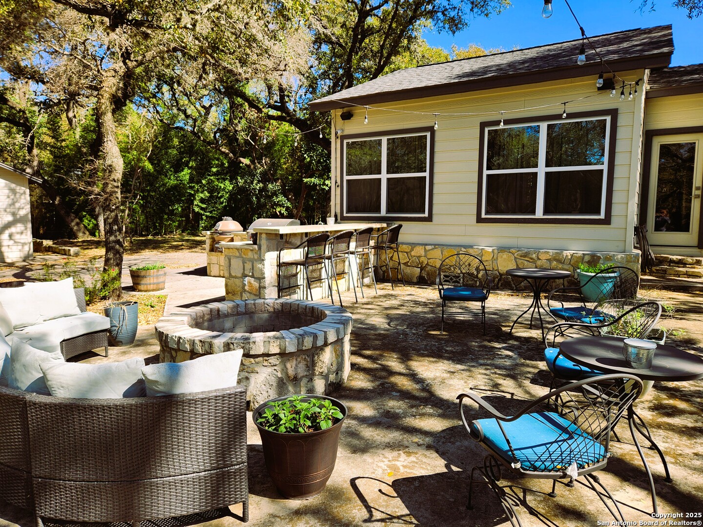 main property photo 45