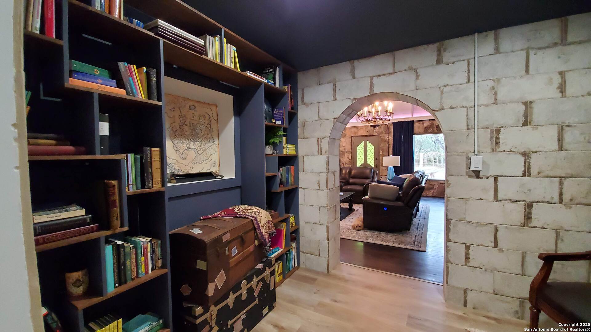 main property photo 5