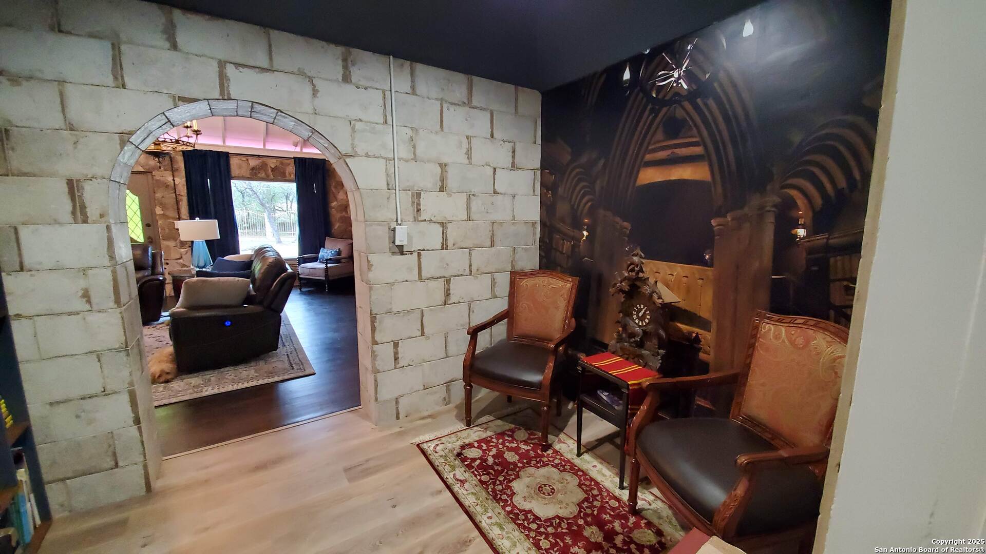 main property photo 6