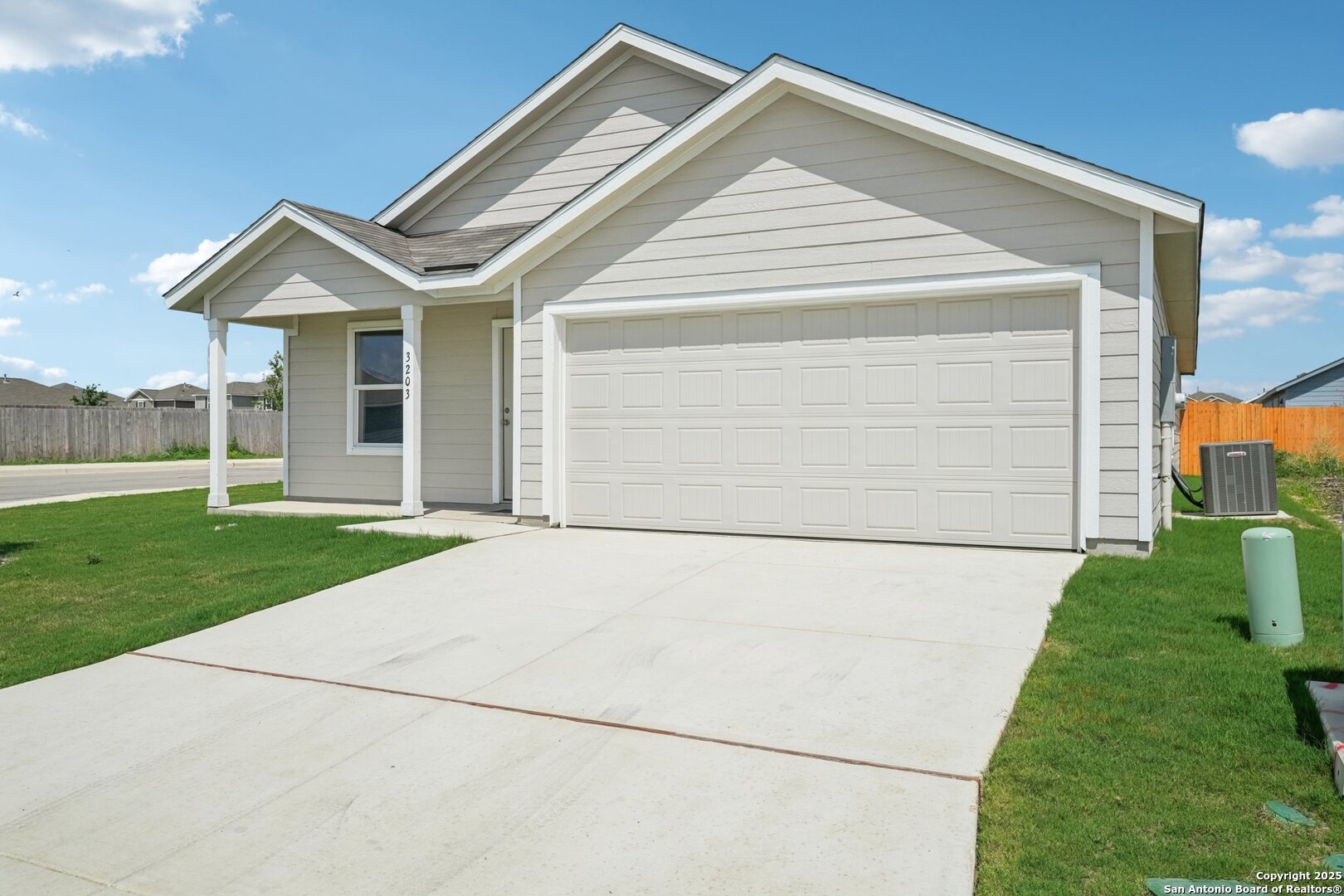 property viewer photo 1