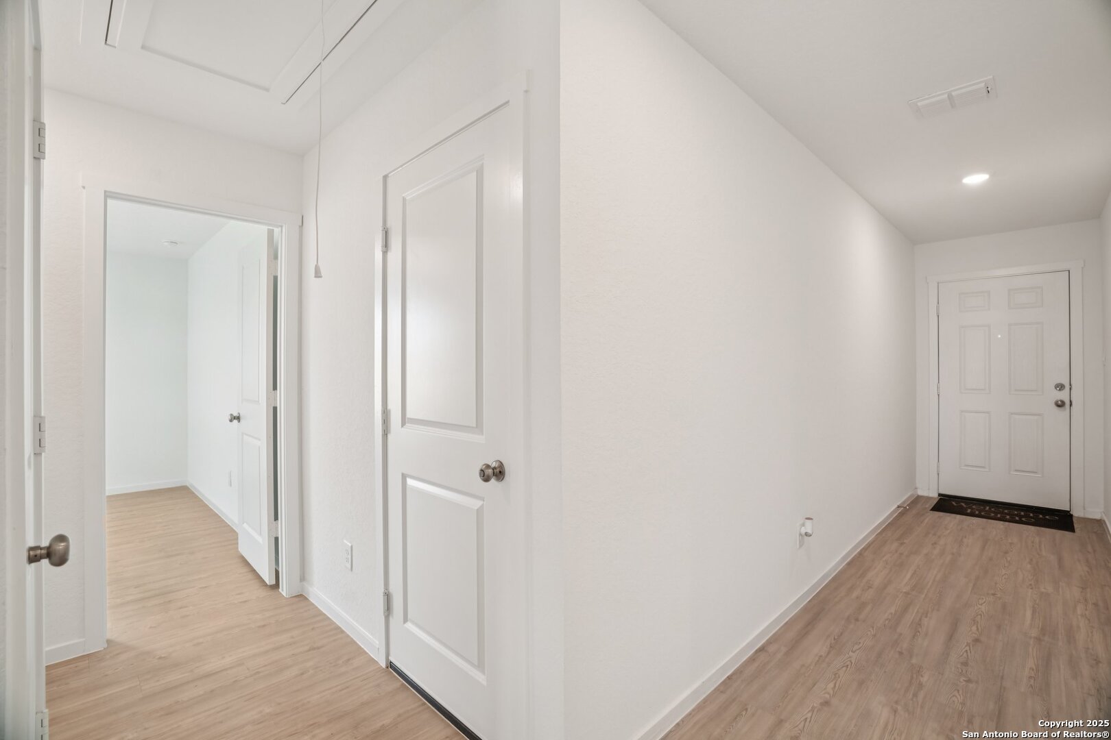 property viewer photo 13