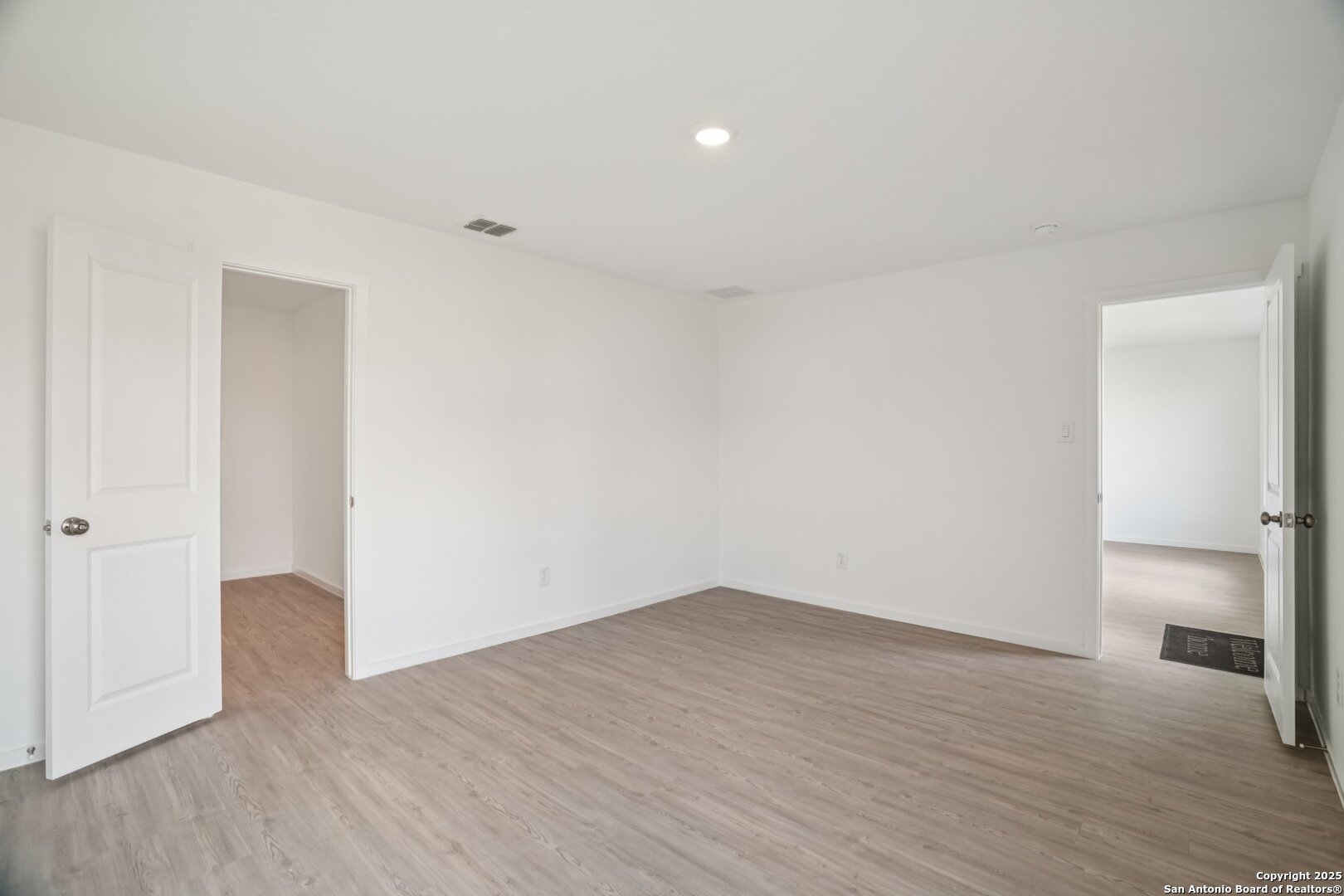 property viewer photo 14