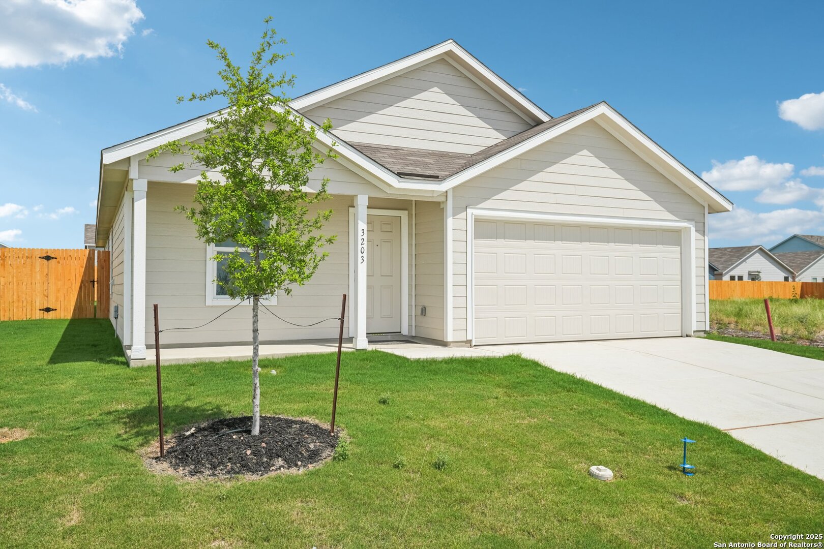 property viewer photo 2