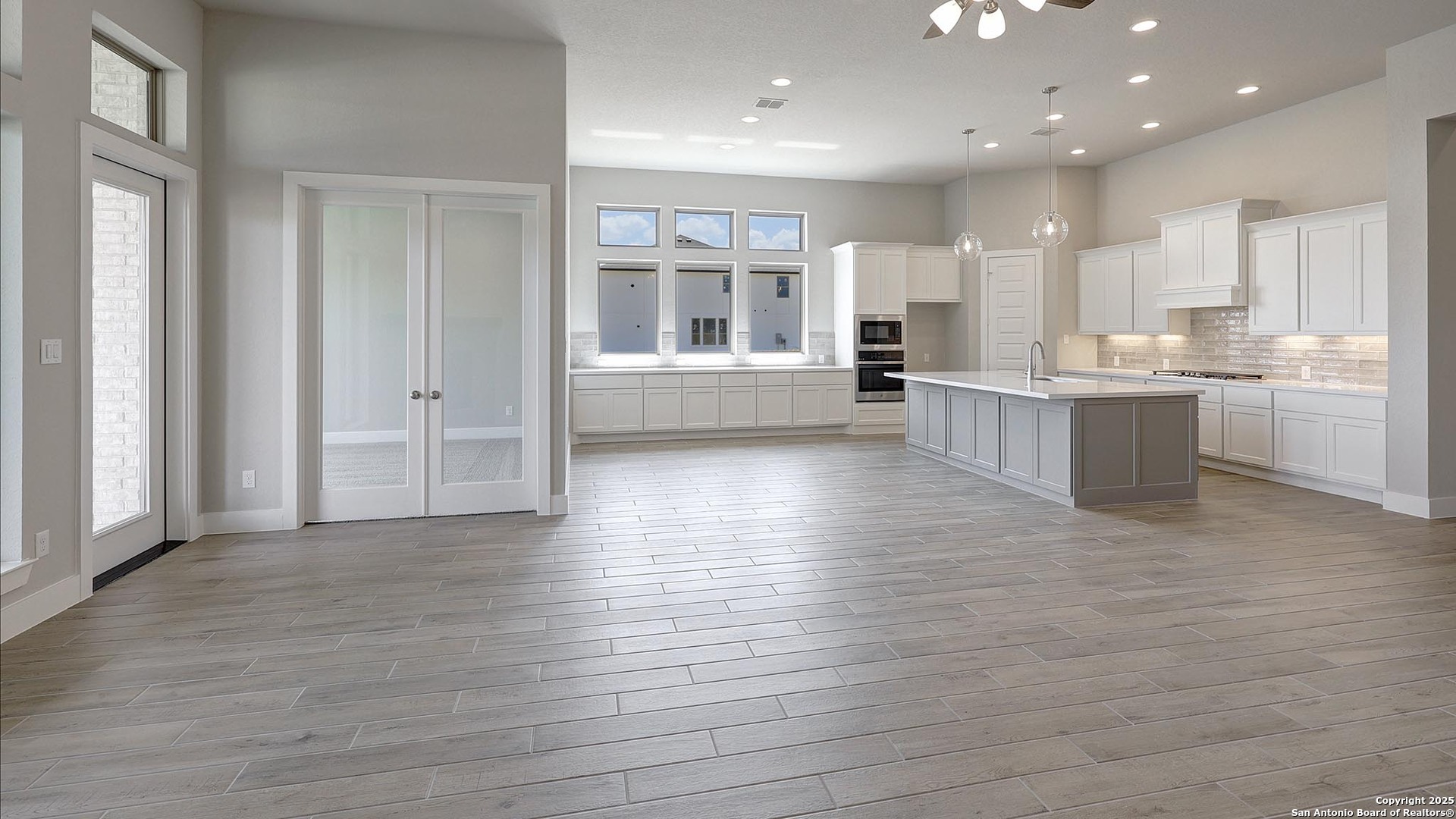 property viewer photo 18