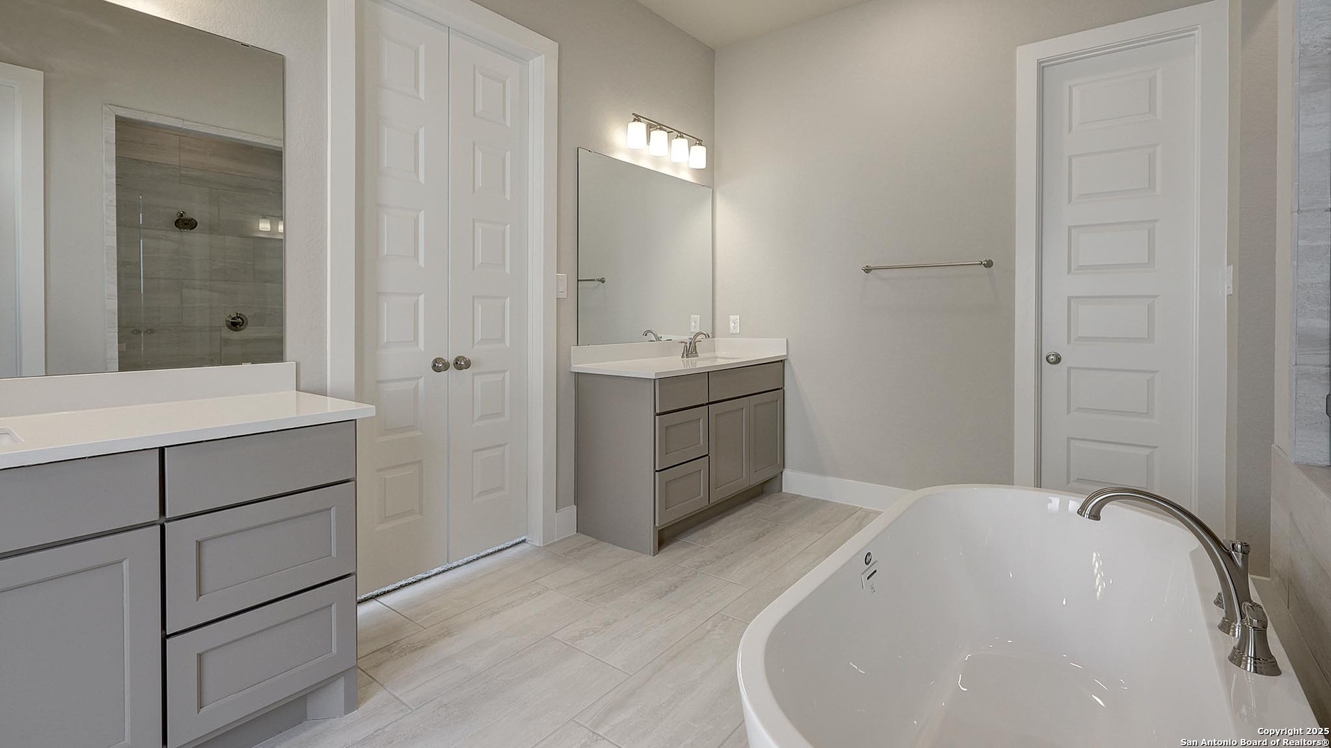 property viewer photo 21