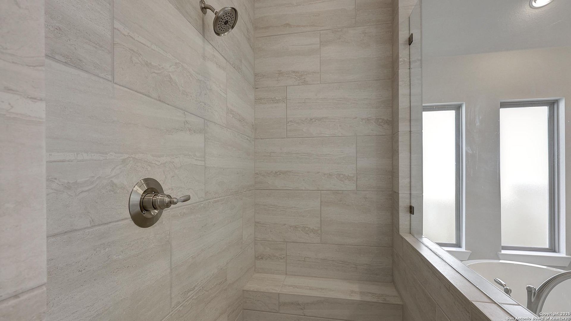 property viewer photo 24