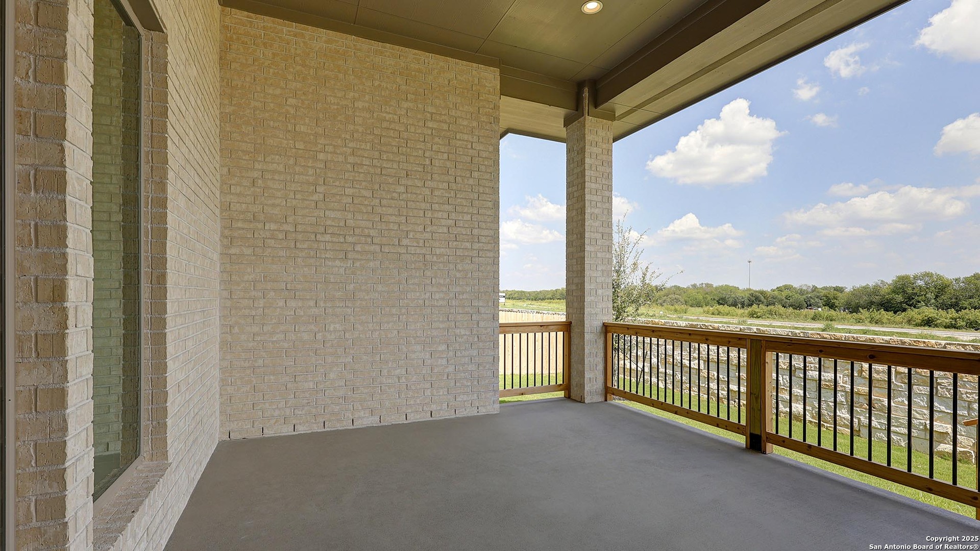property viewer photo 27