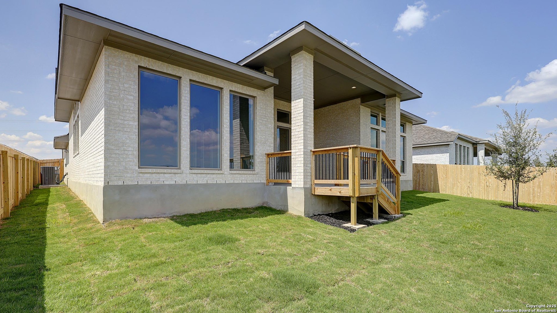 property viewer photo 29