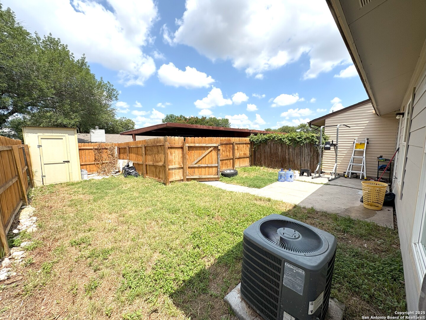 main property photo 13