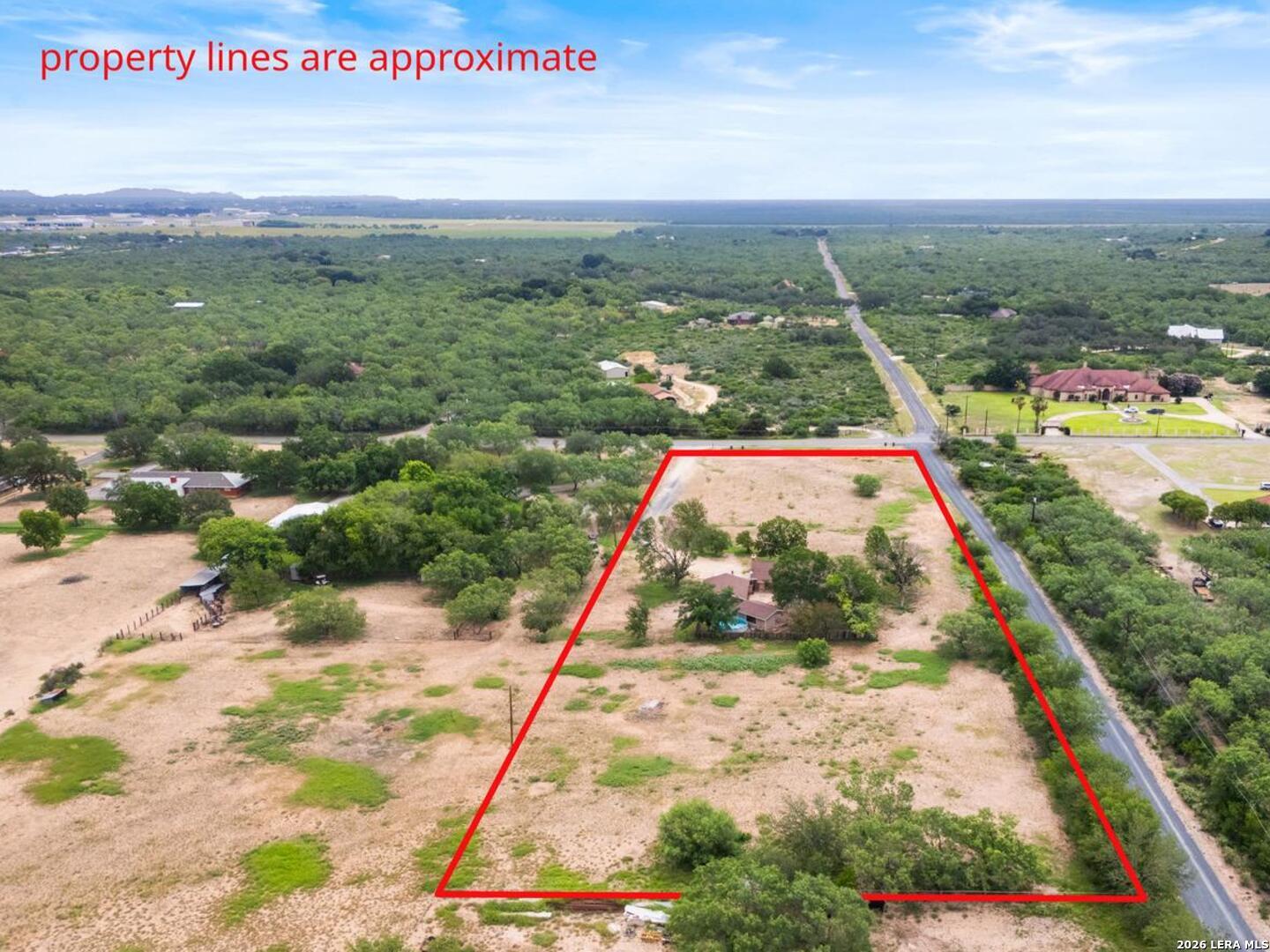 main property photo 3