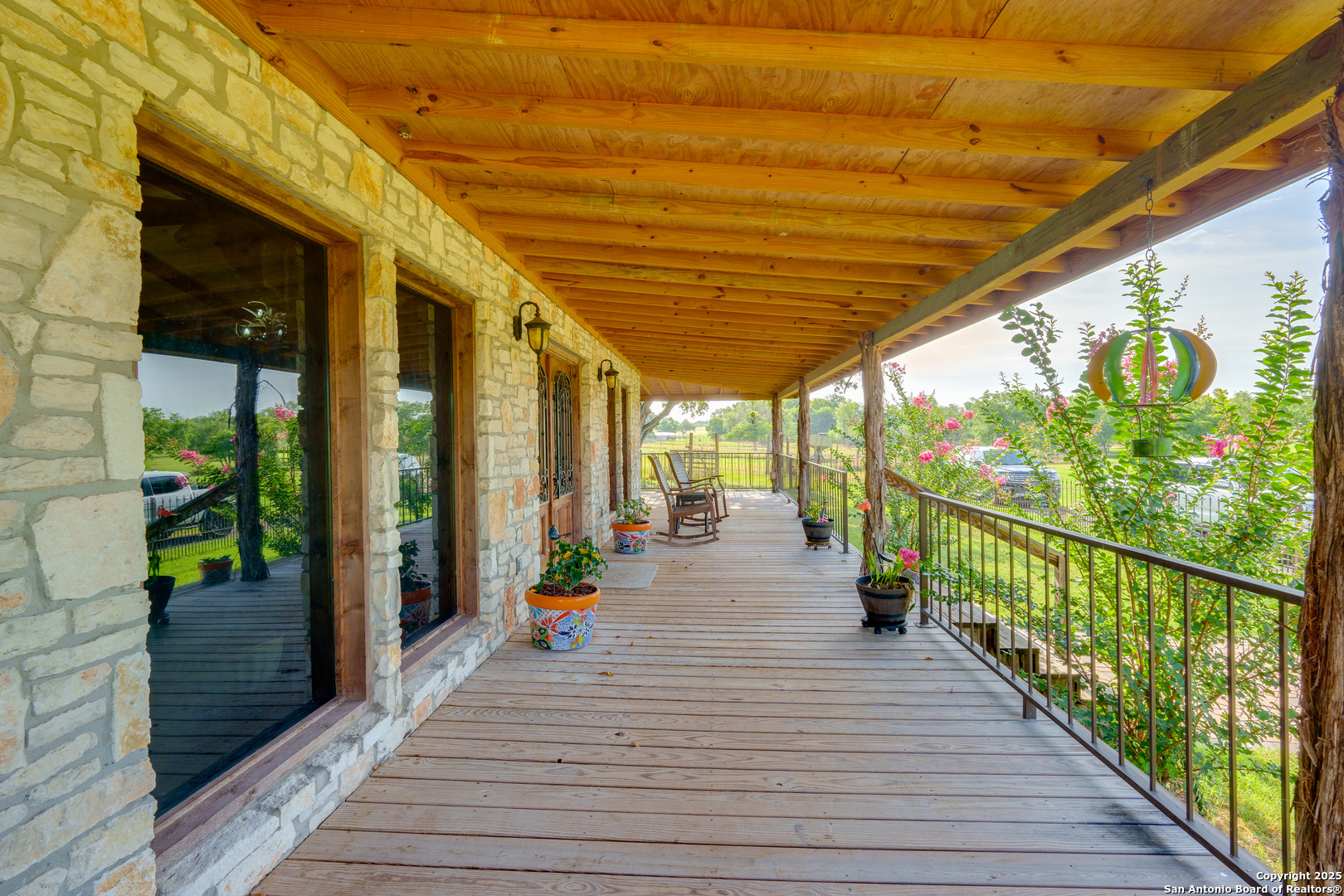 main property photo 27
