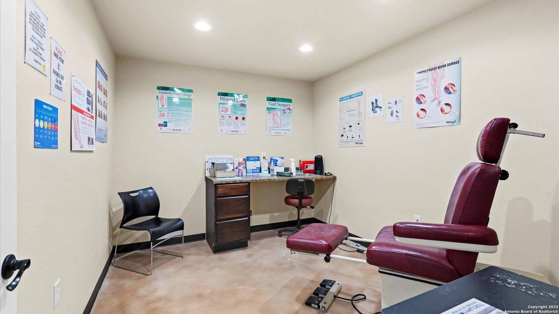 main property photo 6