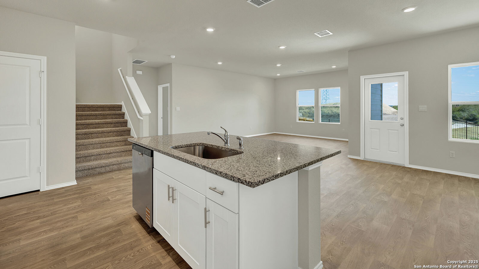 property viewer photo 11