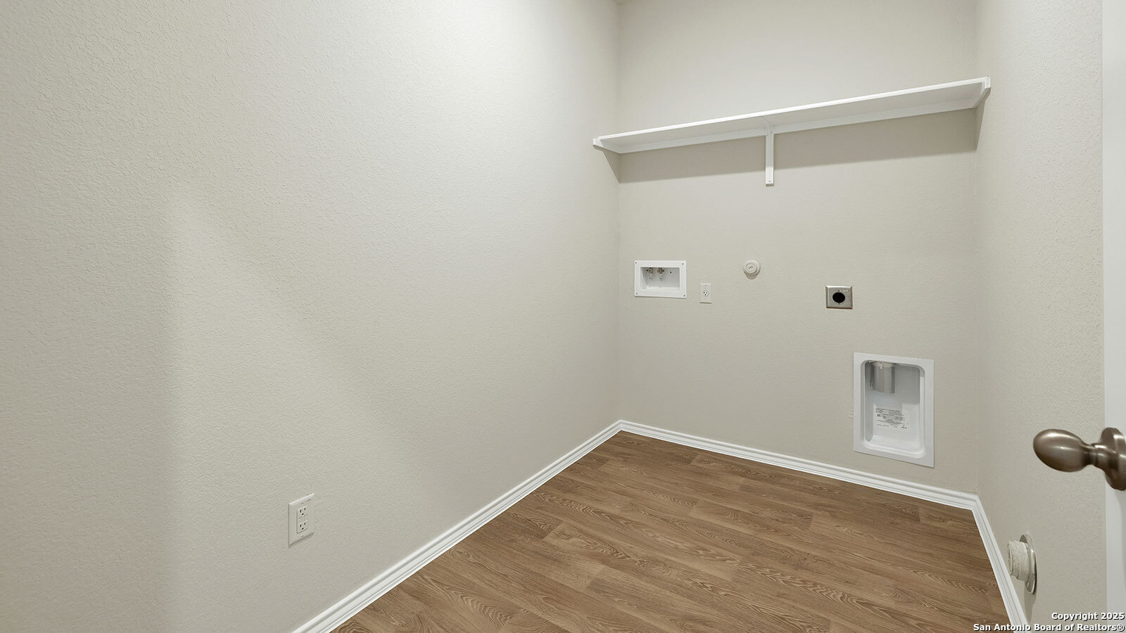 property viewer photo 8