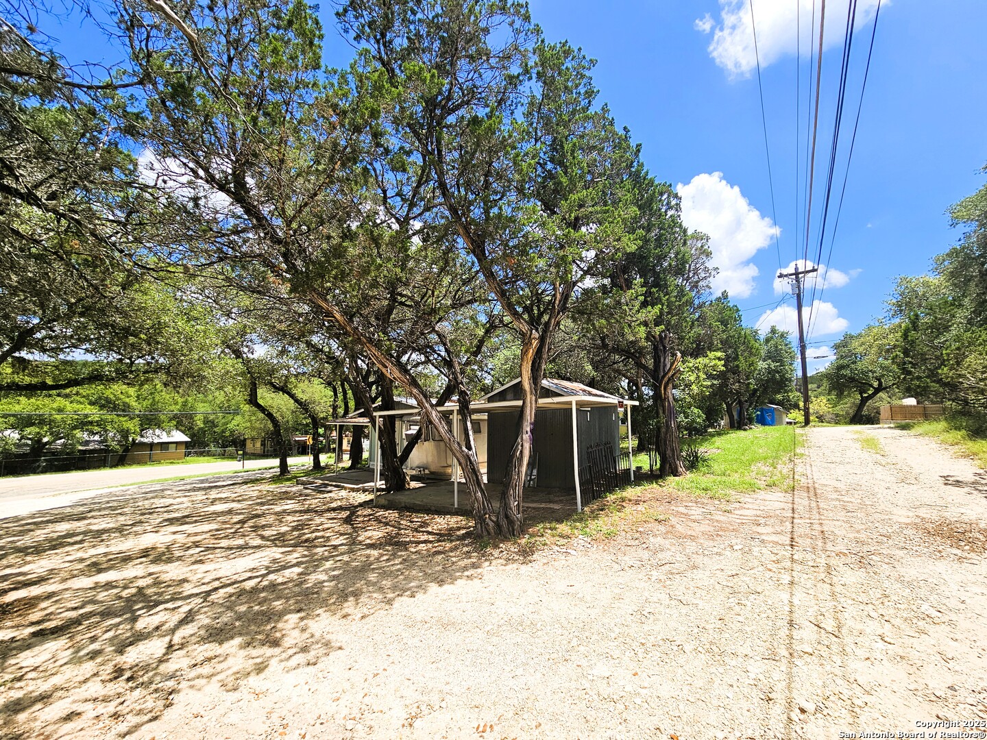 main property photo 21