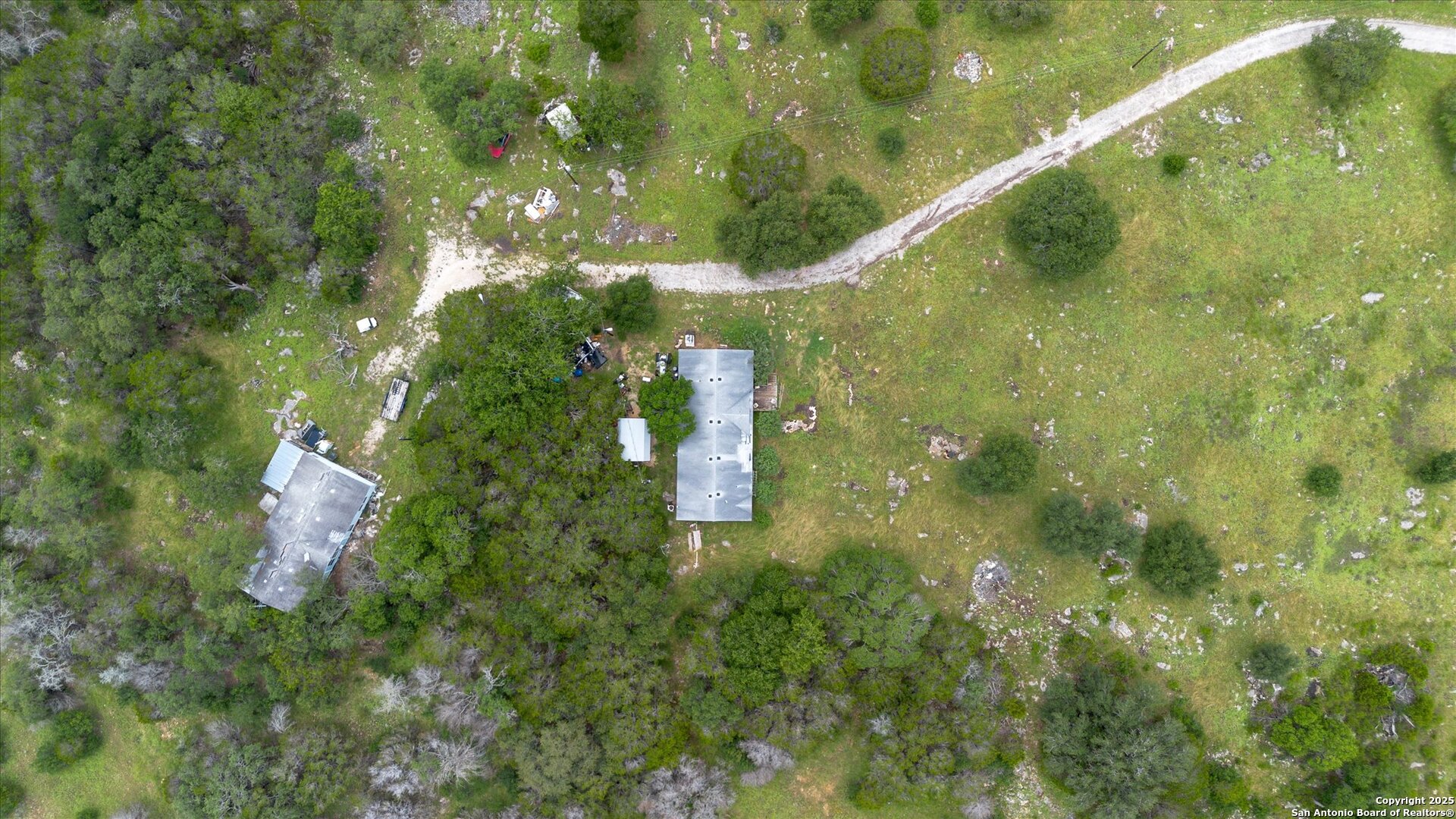 main property photo 18