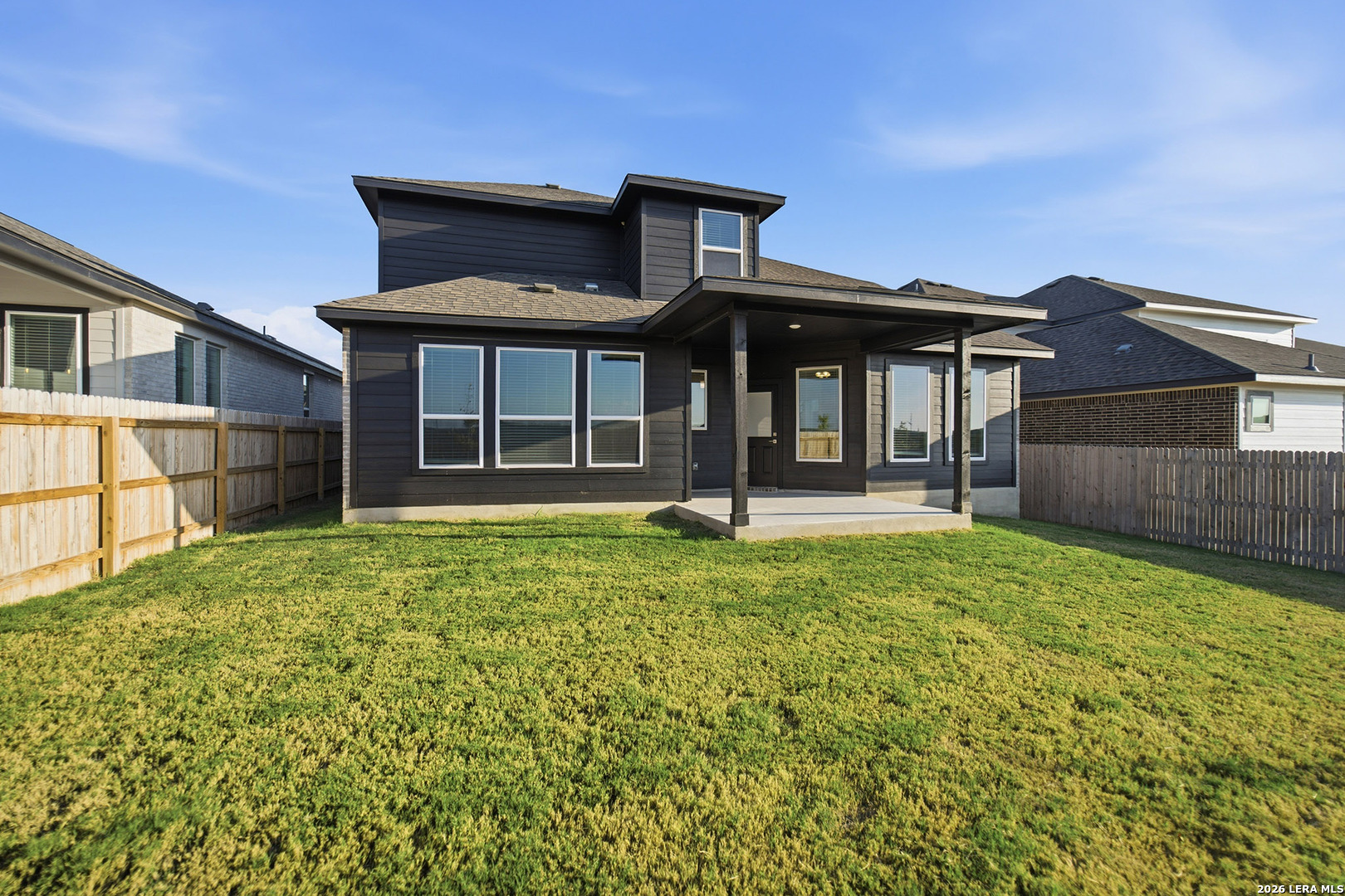 main property photo 38