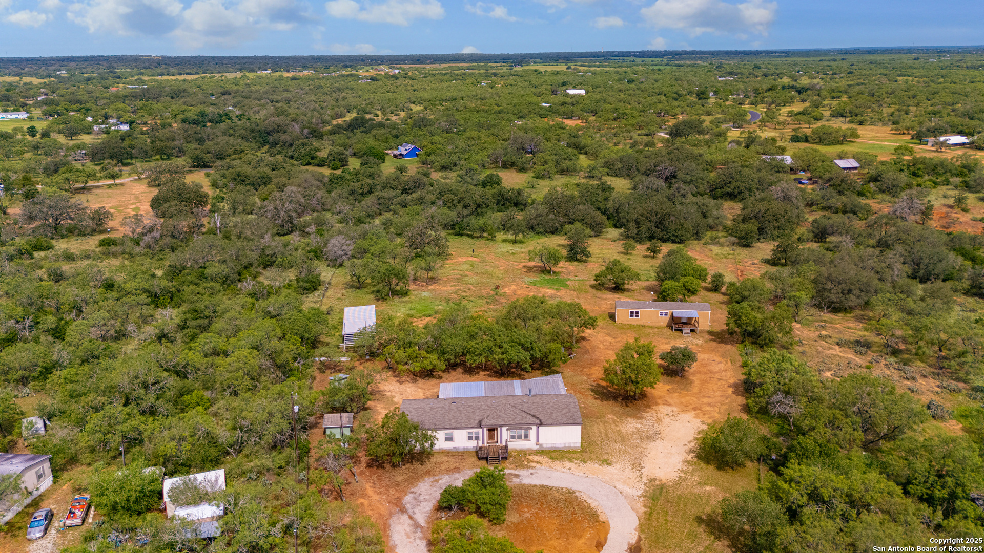 main property photo 32
