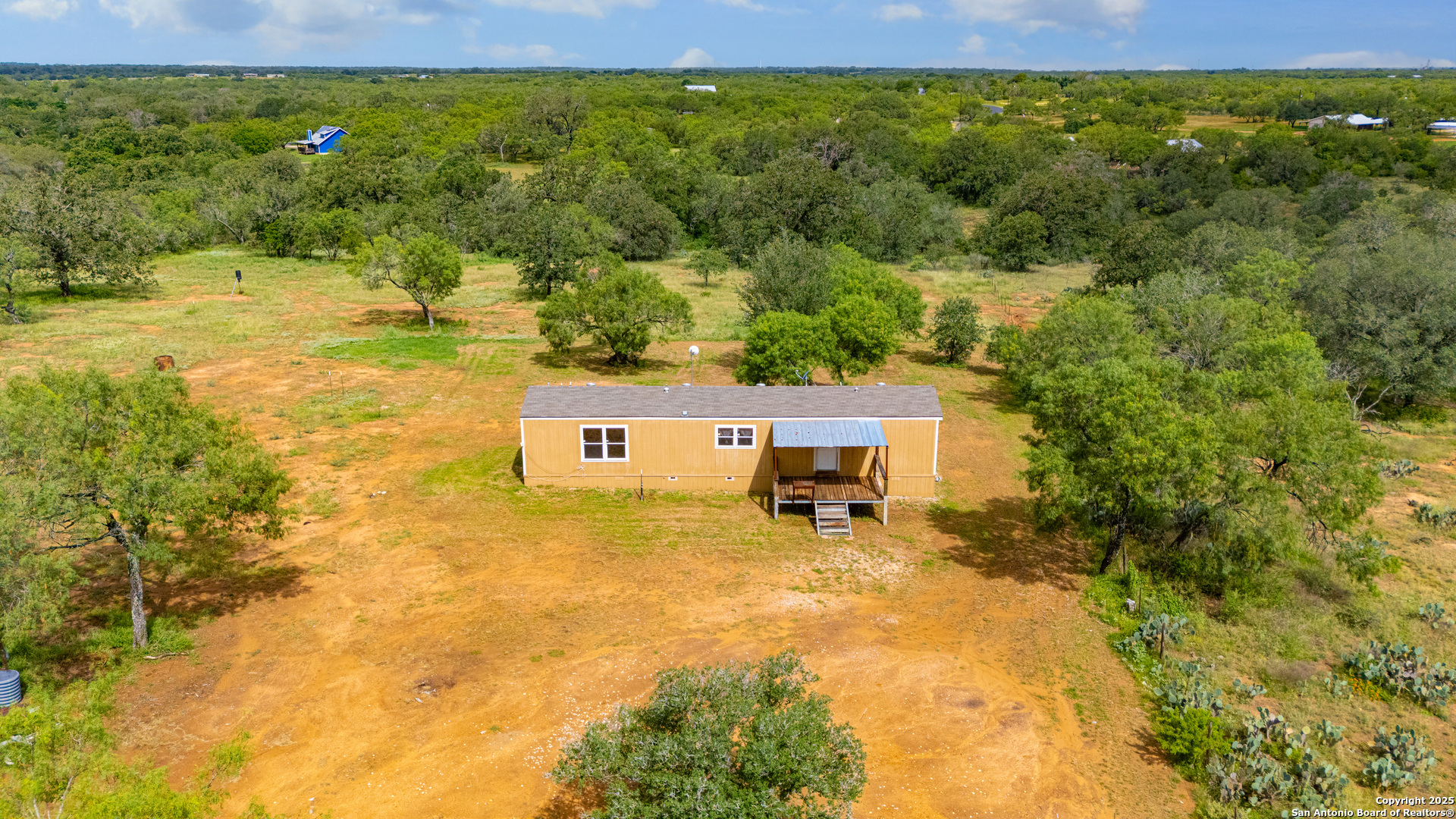 main property photo 34