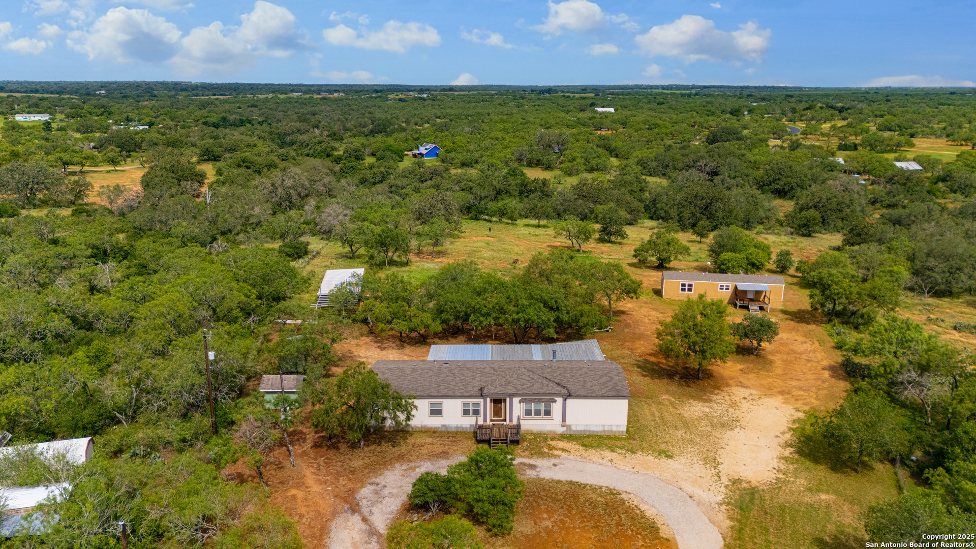 main property photo 35