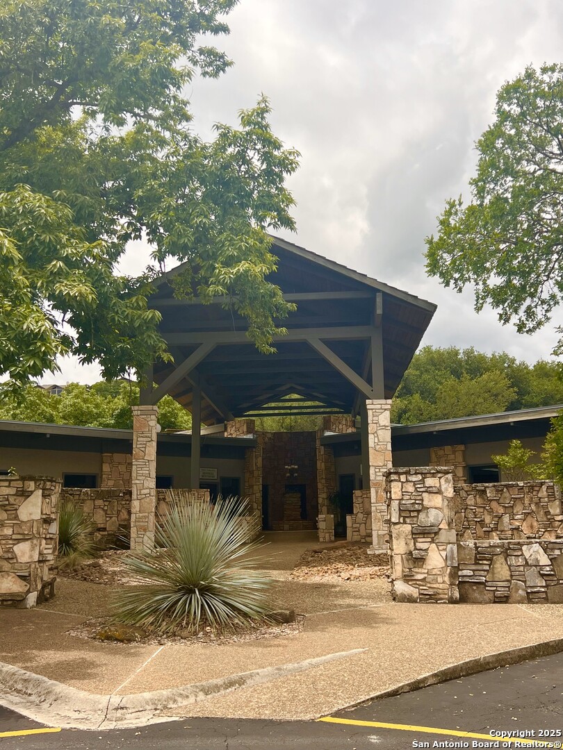 property viewer photo 3