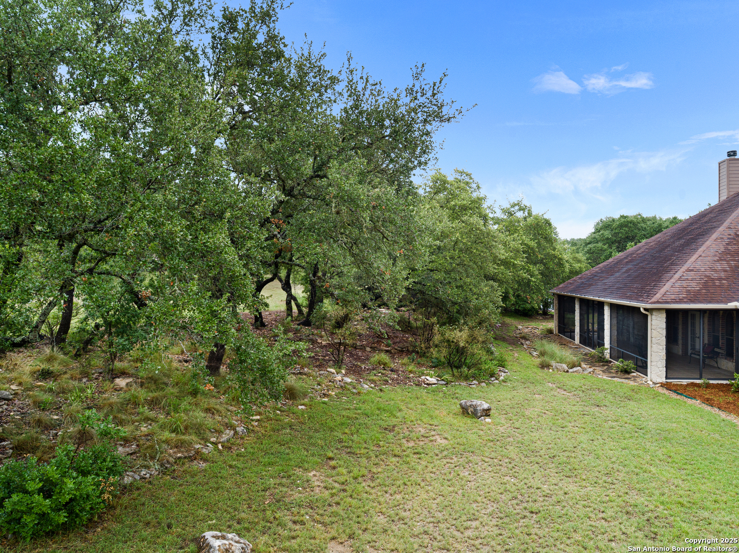 main property photo 50