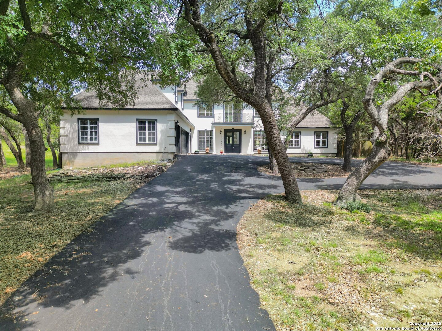 property viewer photo 1