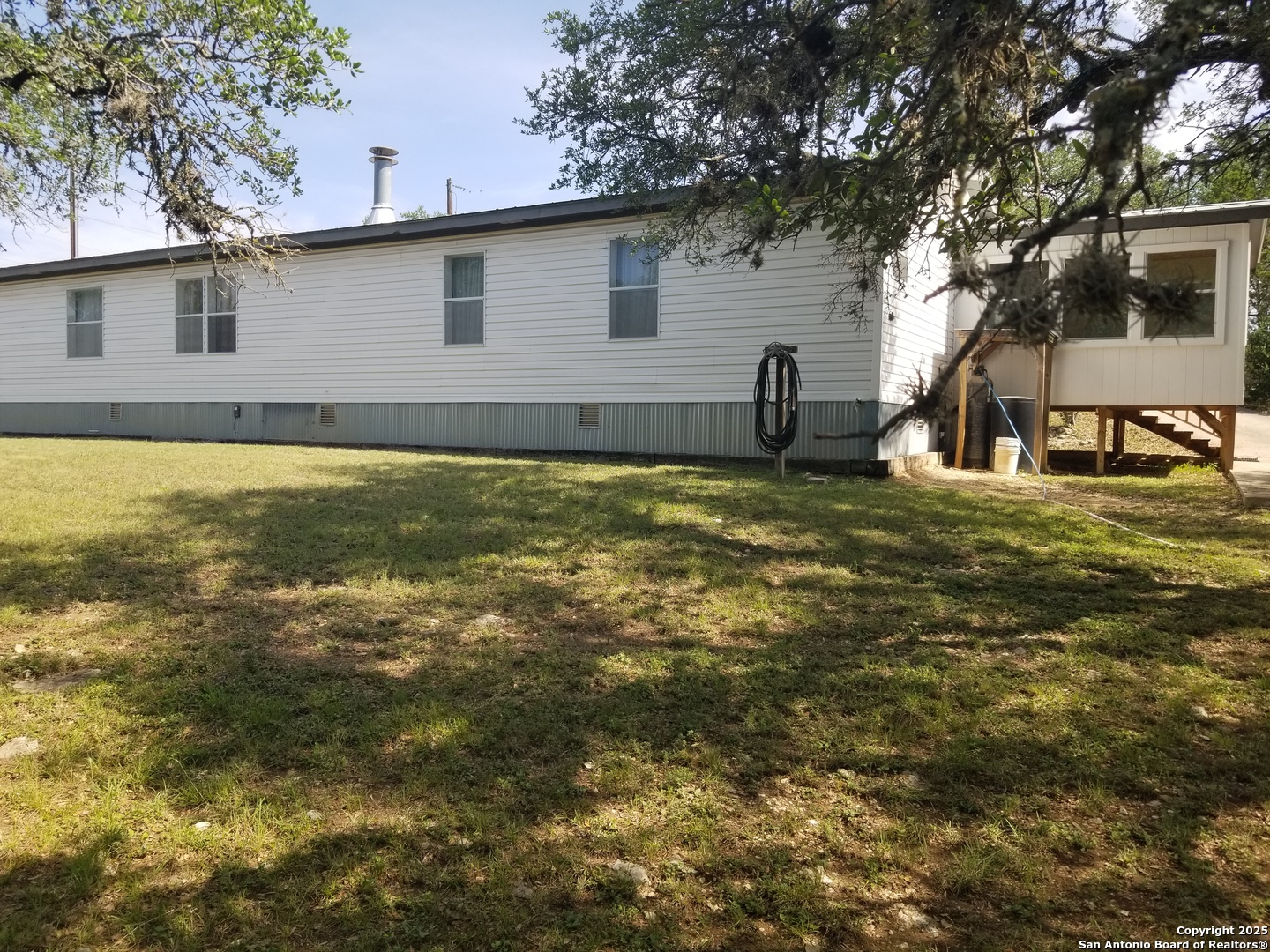 main property photo 20