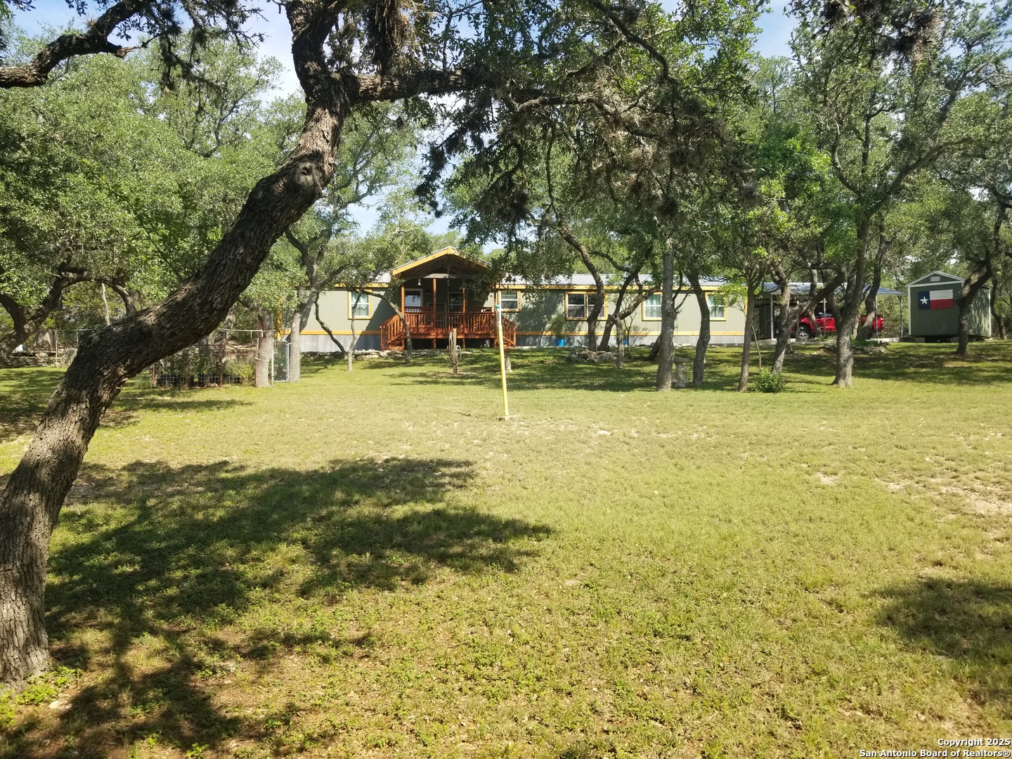 main property photo 3