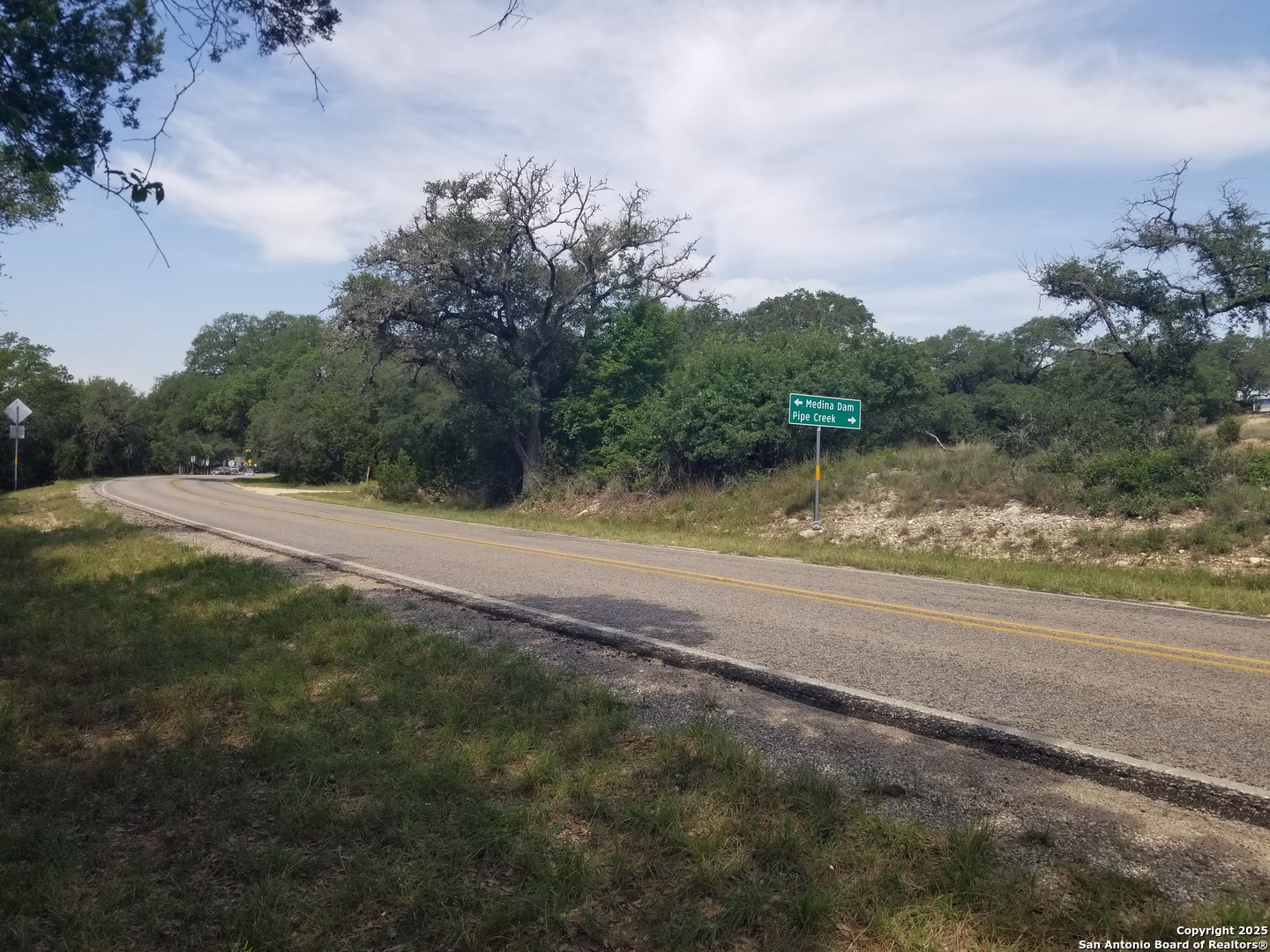 main property photo 37