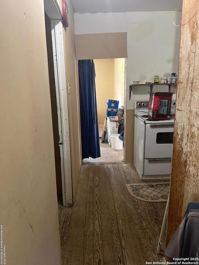main property photo 5