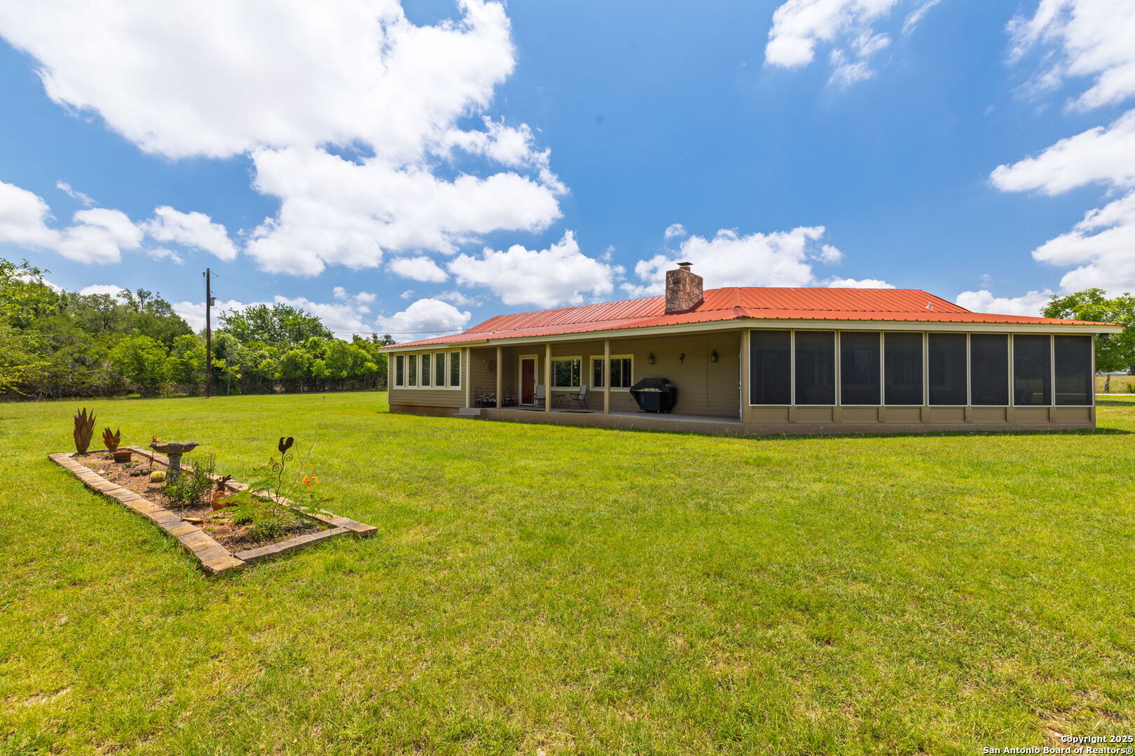 main property photo 49