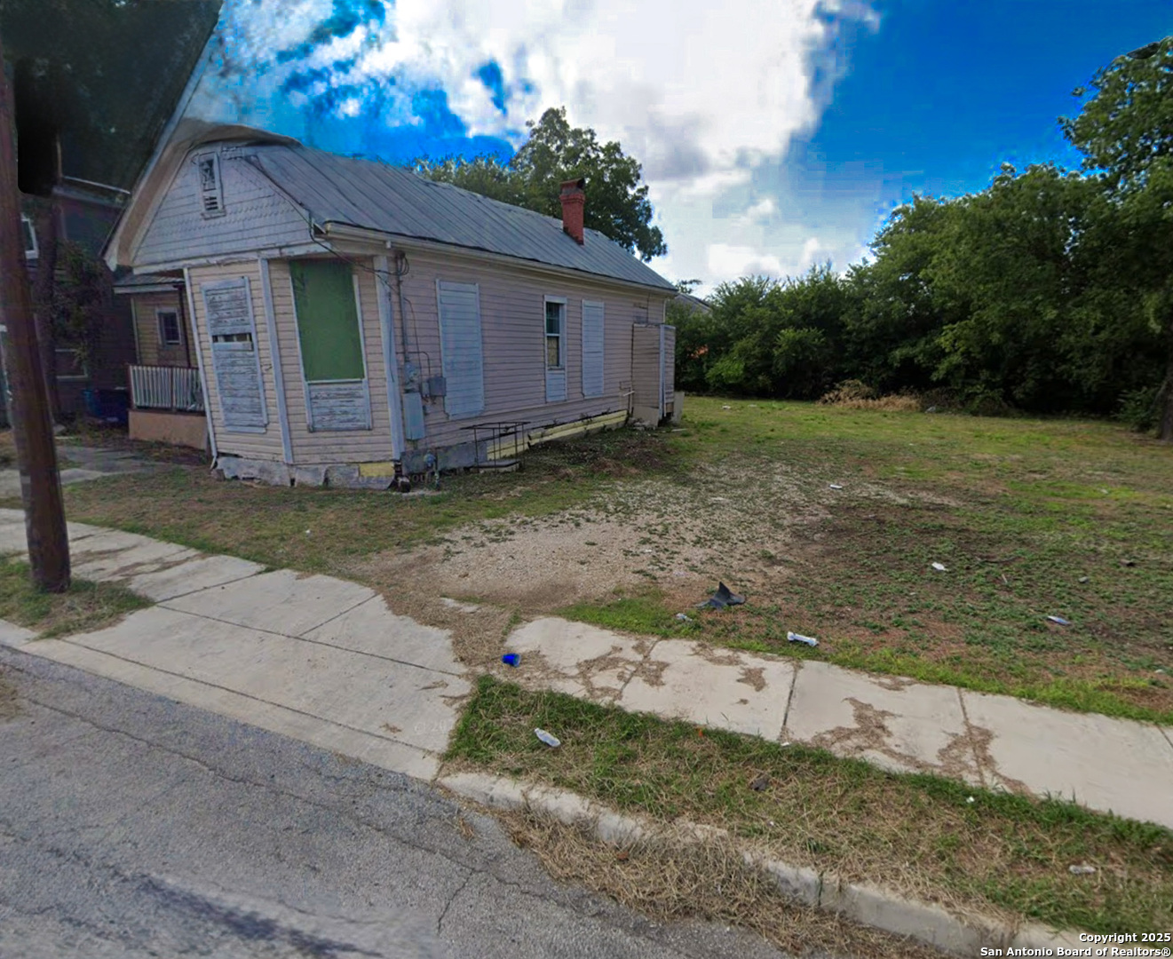 main property photo 8