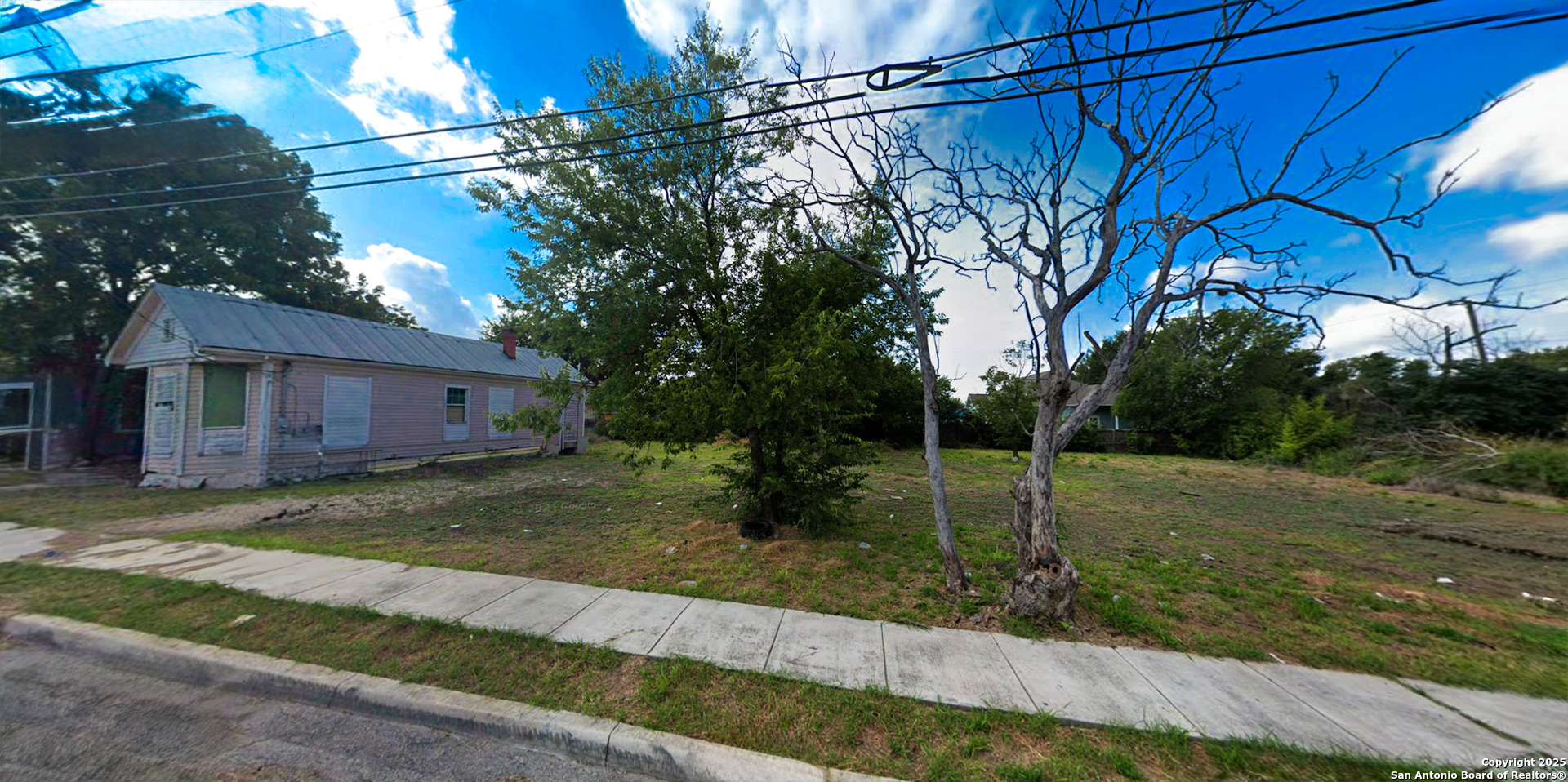 main property photo 9
