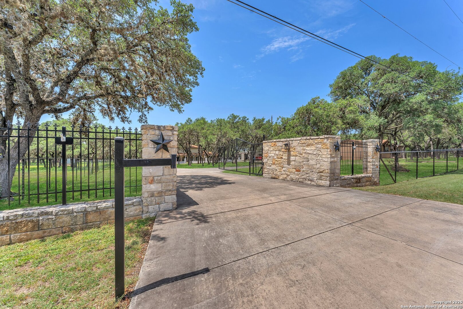 main property photo 137