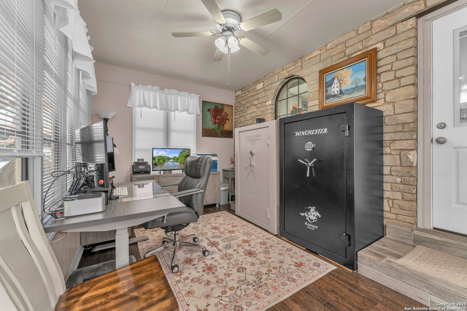 main property photo 46