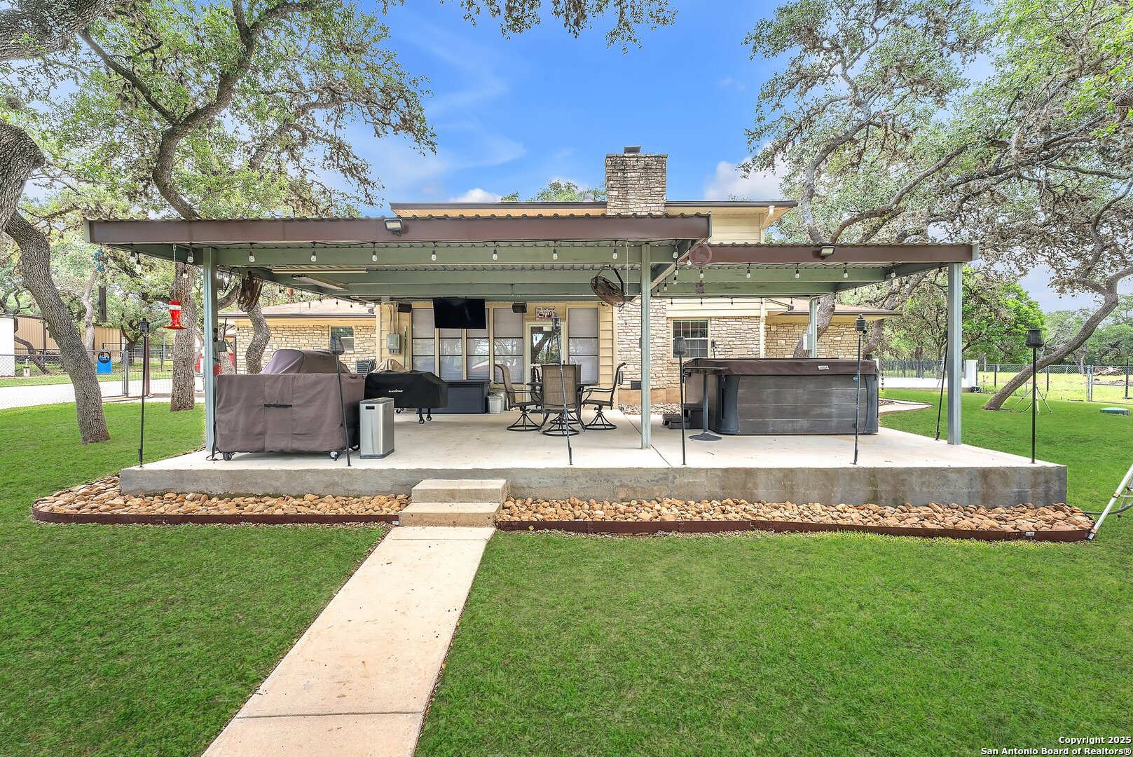 main property photo 67