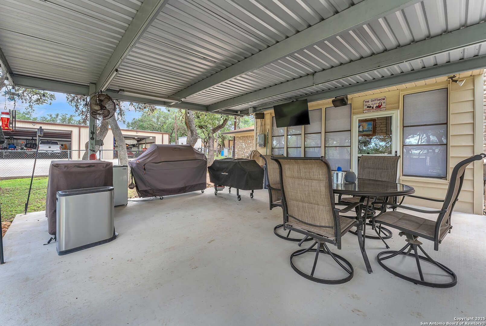 main property photo 72
