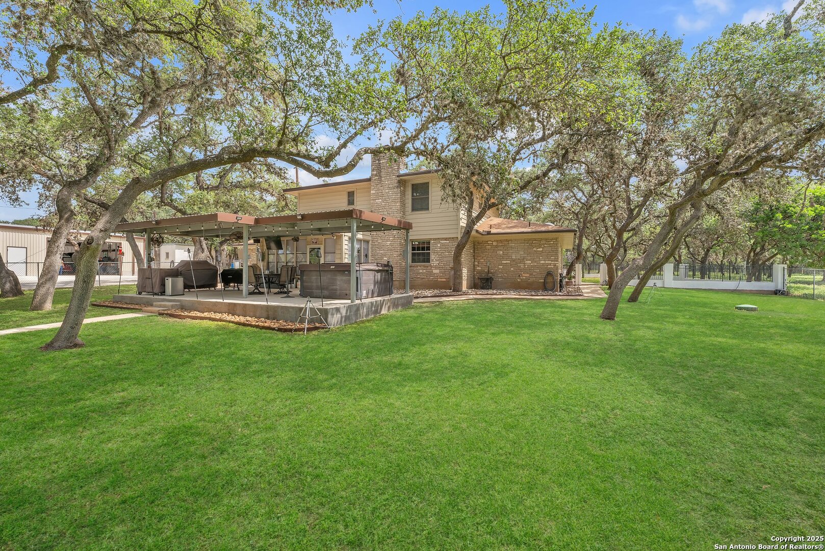 main property photo 94