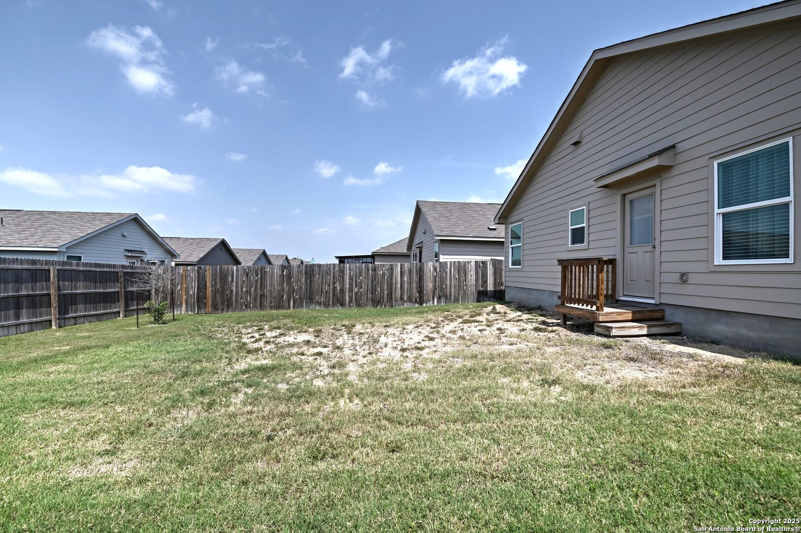 main property photo 24