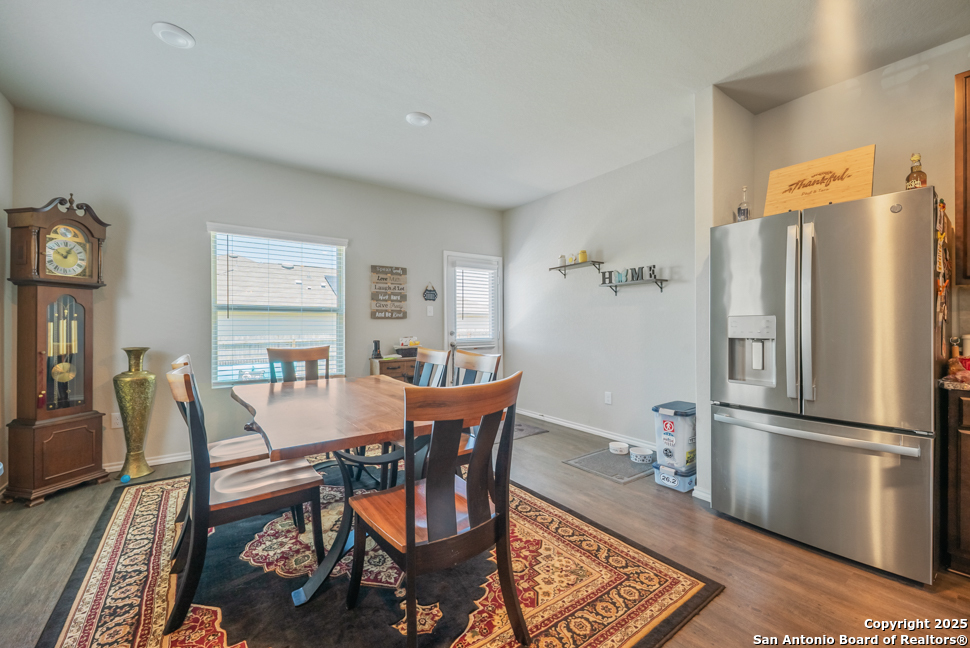 property viewer photo 7