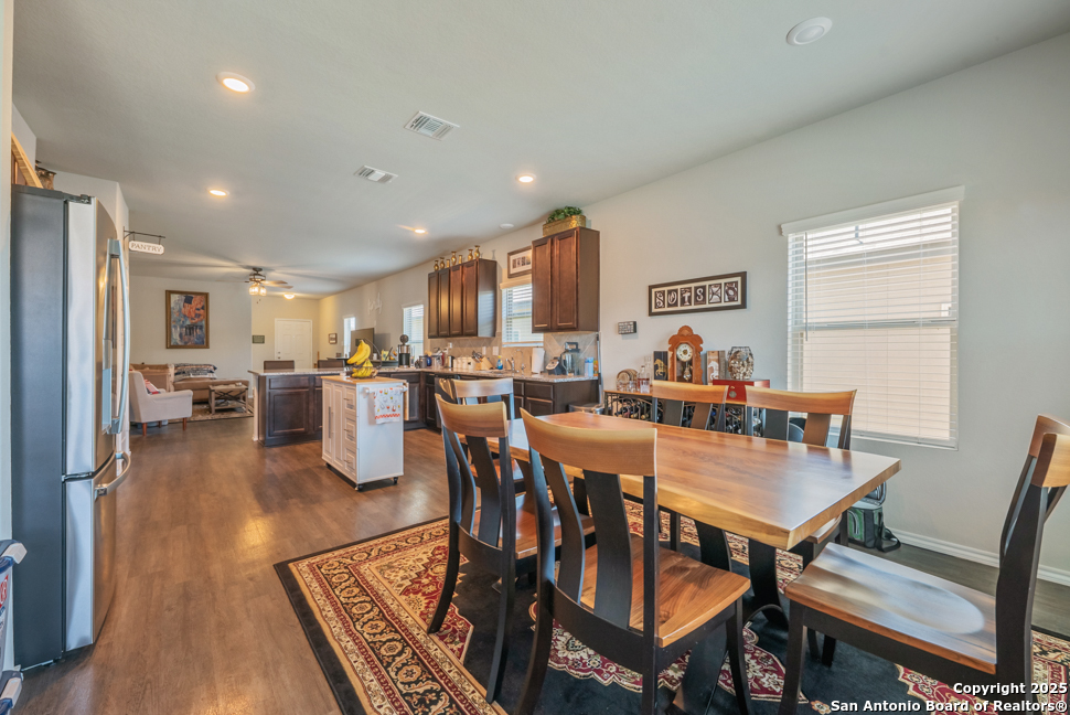 property viewer photo 8