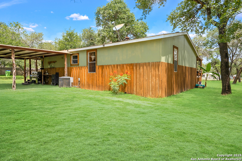 property viewer photo 10